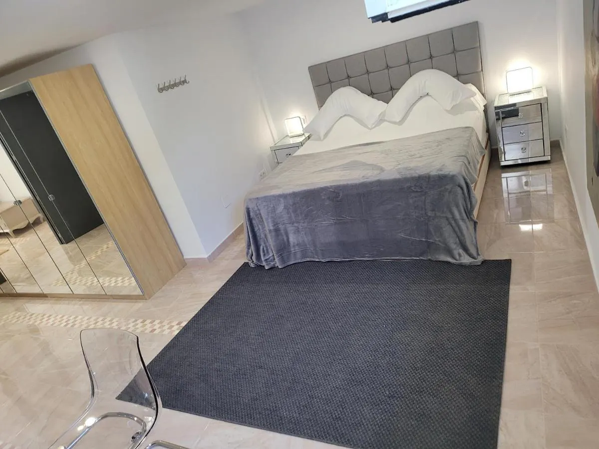 Luxury Apartments Sea Views With Pool Manilva 0*,